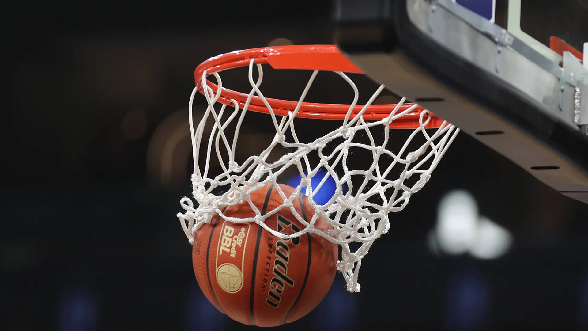 Image accompanying MDR coverage of SYNTAINICS MBC and the Basketball-Bundesliga.