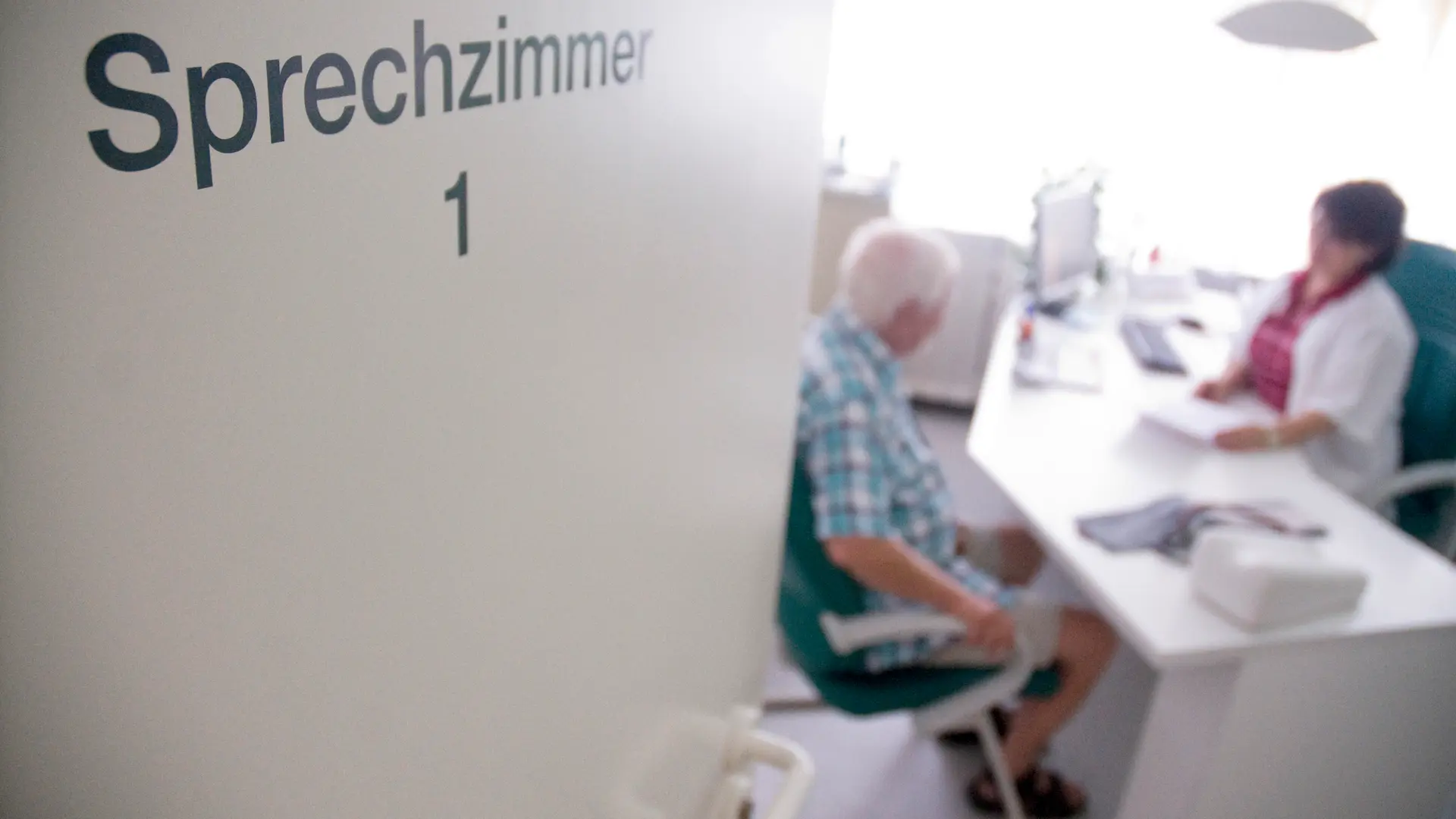 Gesprächs-Analysen als Frühwarnsystem gegen Demenz Gesprächs-Analysen als Frühwarnsystem gegen Demenz