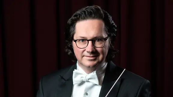 Peter Sommerer, Porträt mit Taktstock