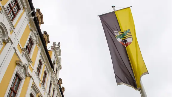 Wahl Sachsen Anhalt Der Ticker Am Montag Und Dienstag Mdr de wahl-sachsen-anhalt-der-ticker-am-montag-und-dienstag-mdr-de