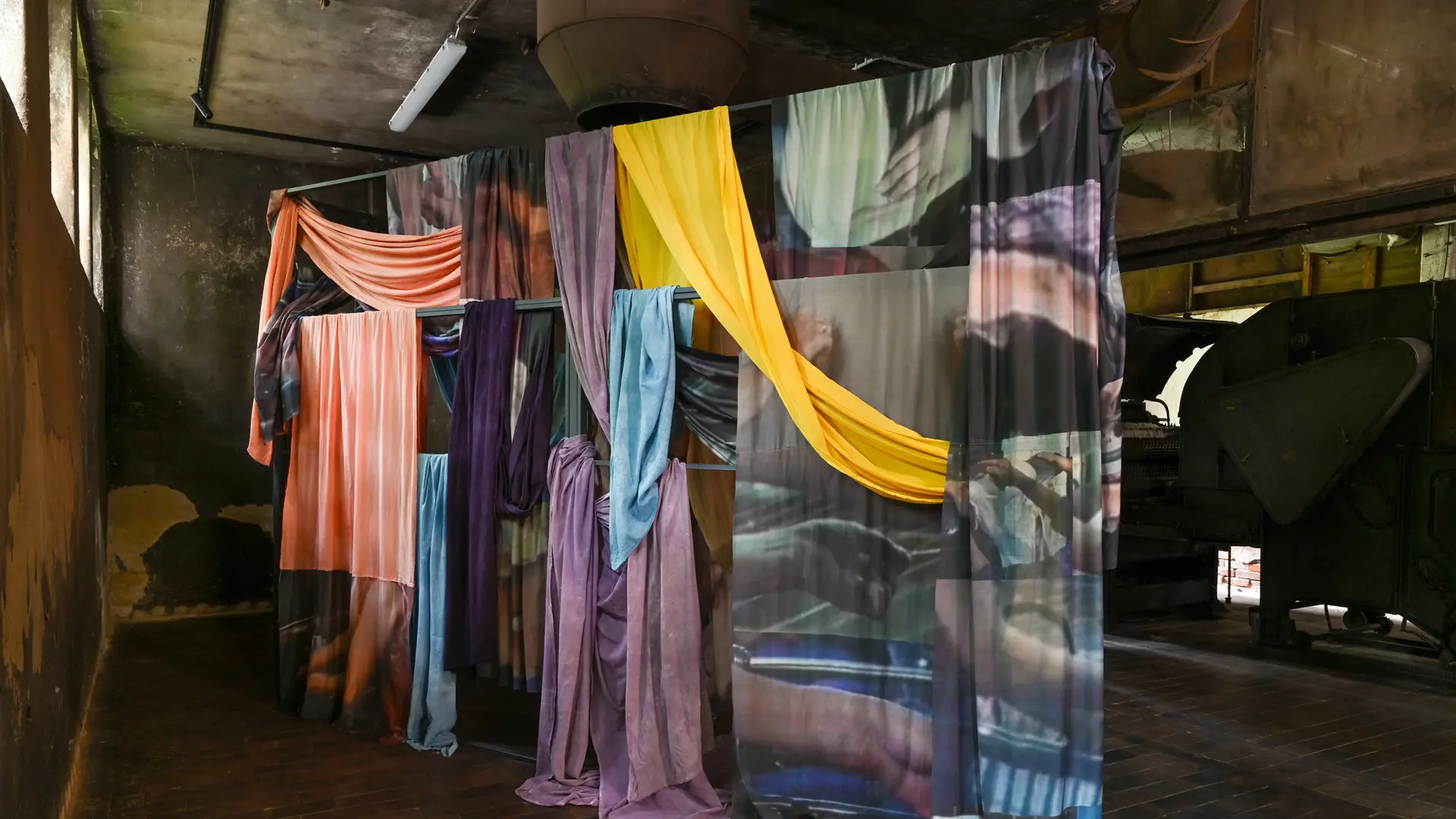 Tuchfabrik Crimmitschau: Ausstellung verbindet Industriegeschichte und Religion