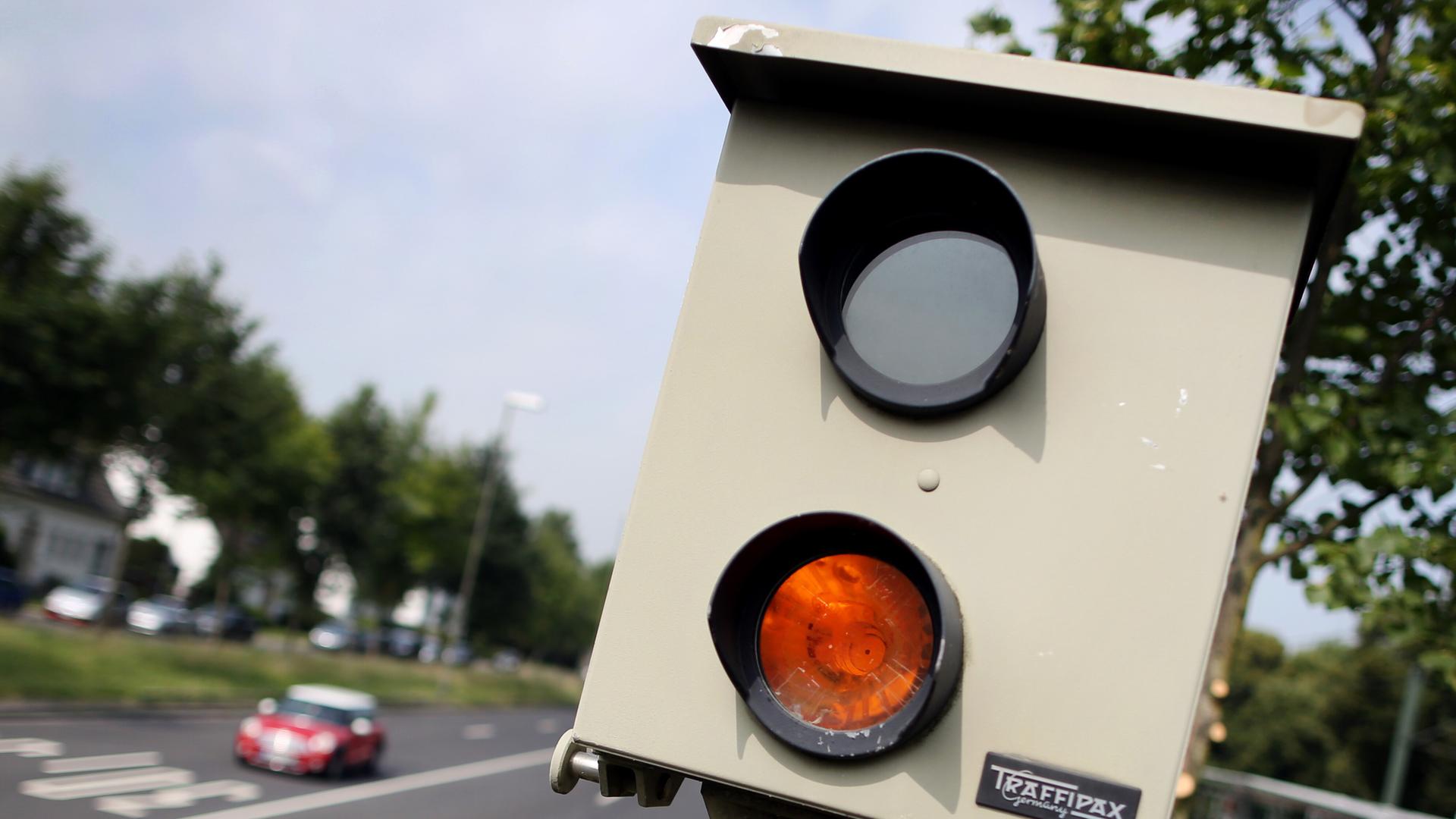 Mit dem Traktor zu schnell durch Dresden?