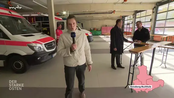 Zuglegende "Rheingold" fährt durch Sachsen