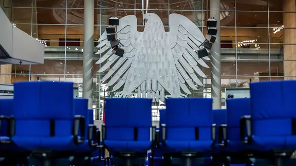 Blick in den Plenarsaal im deutschen Bundestag.