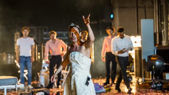 "Das Vermächtnis" in Leipzig: Schauspiel bringt Epos über New Yorker Schwulenszene auf die Bühne