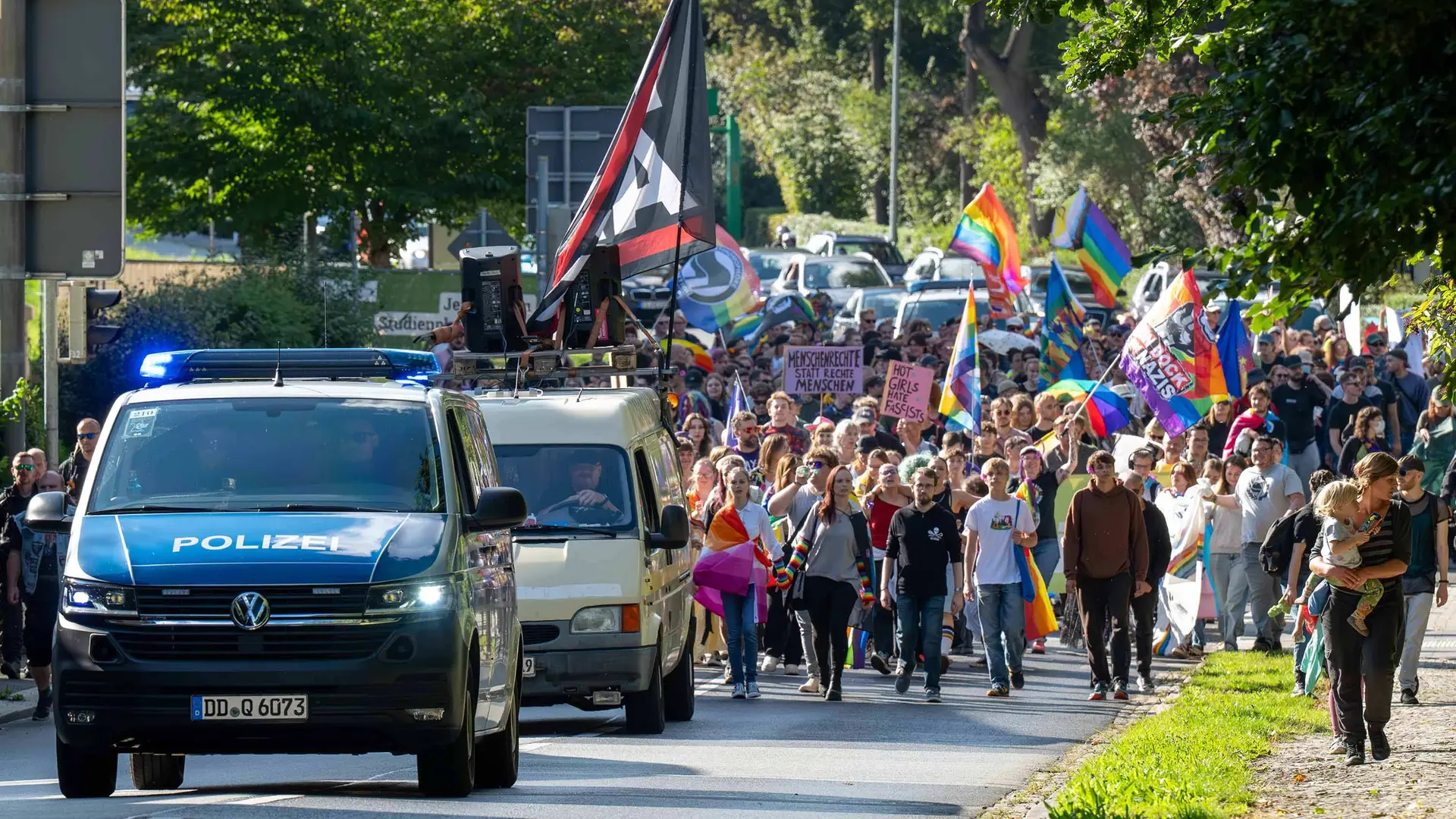 "Wir sind bestürzt": Was der Anschlag in Berlin für CSD-Teams in Sachsen bedeutet