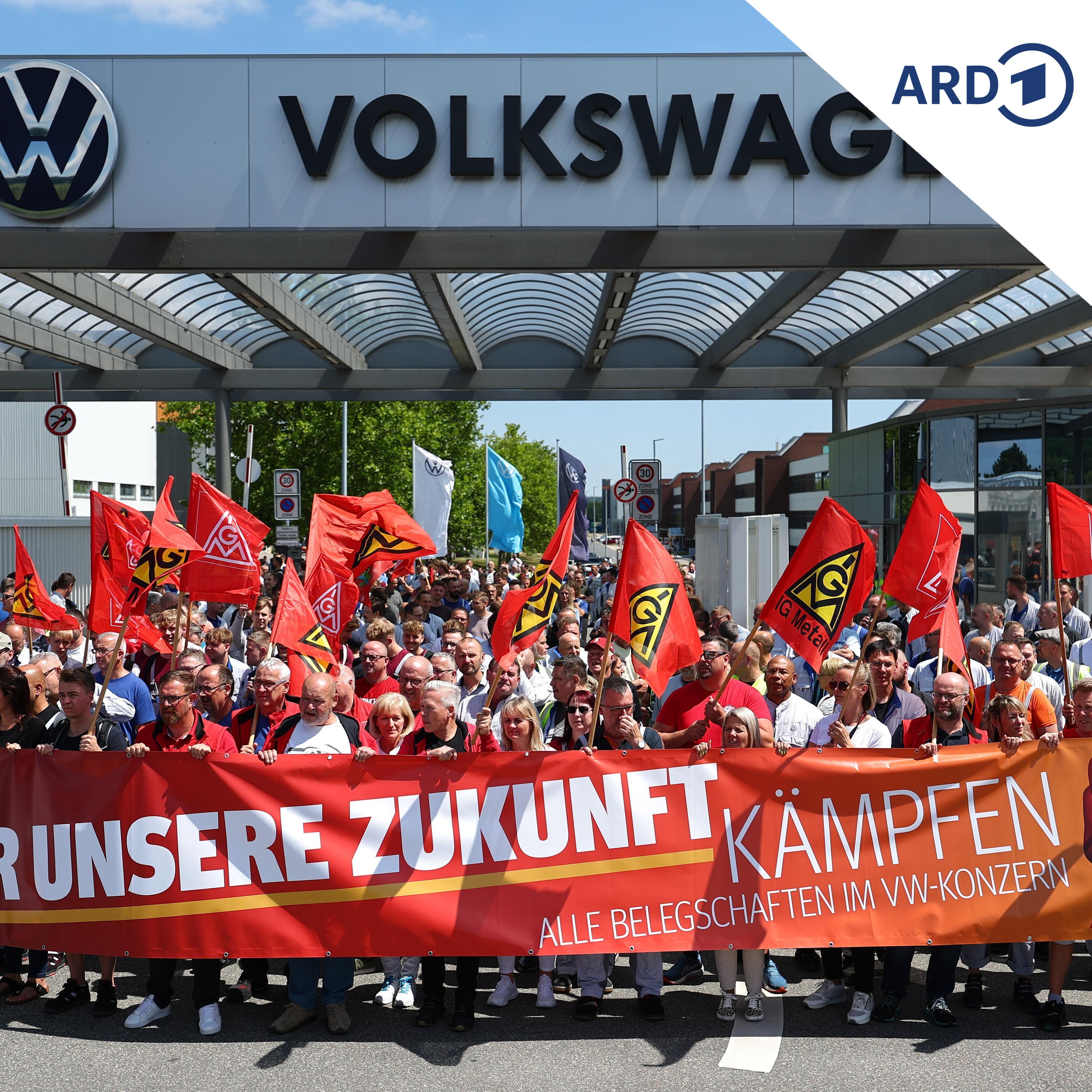 VW in Sachsen: Mehr Arbeit, gleiches Geld? episode artwork