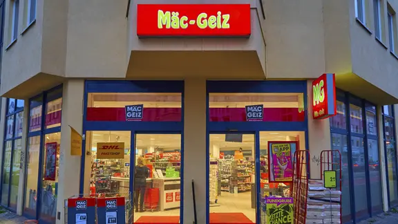 McGeiz meldet Insolvenz an: 180 Filialen betroffen, Schlieungen mglich  | mdr.de