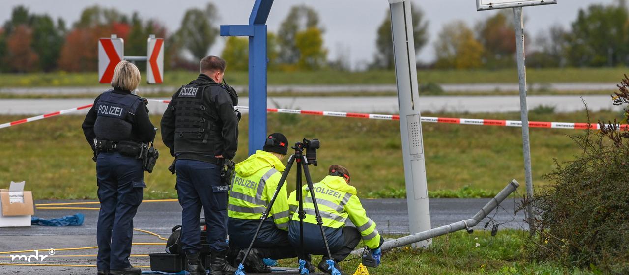 Die Polizei ermittelt nach einem erneuten Sicherheitsvorfall am Flughafen Leipzig/Halle an der Landebahn Nord. 