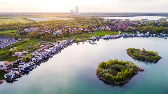 Lagune Kahnsdorf am Hainer See im Leipziger Neuseenland.