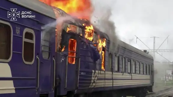 Russischer Drohnenangriff auf Personenzug in der Ukraine