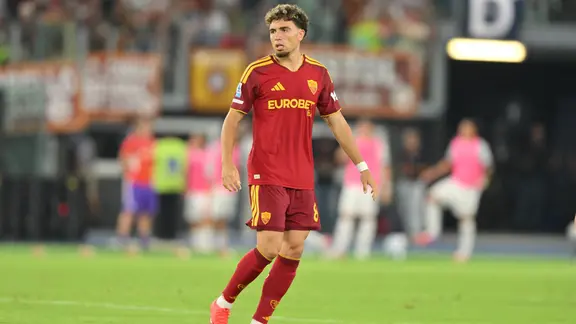Neil El Aynaoui im Trikot der AS Rom. 
