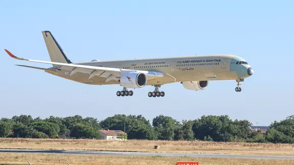 Airbus A350-1000ULR landet nach Ultralangstrecken-Testflug in Toulouse.