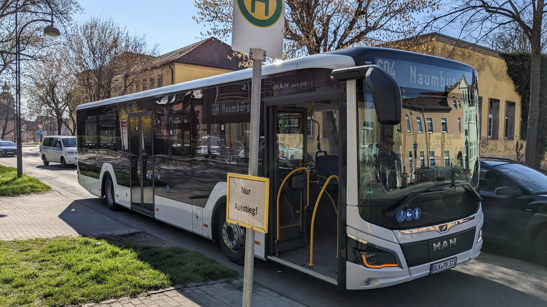 ÖPNV-Test: Mit Bus 604 durch den Burgenlandkreis | mdr.de