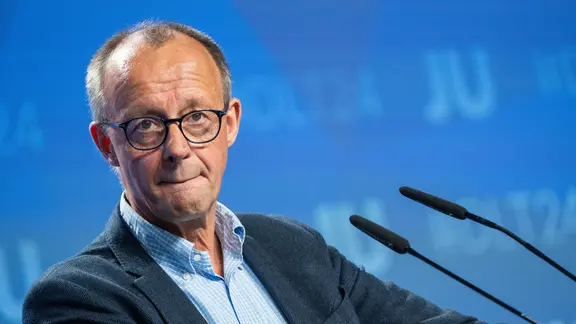 Friedrich Merz, Bundesvorsitzender CDU und Kanzlerkandidat, hält auf dem Deutschlandtag eine Rede