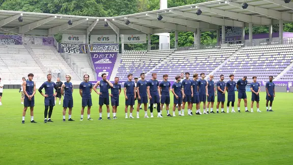 Die Mannschaft von Erzgebirge Aue im Erzgebirgsstadion