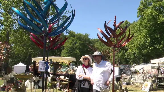 Das Bild zeigt Besucher der Gartenmesse in Ohrdruf.