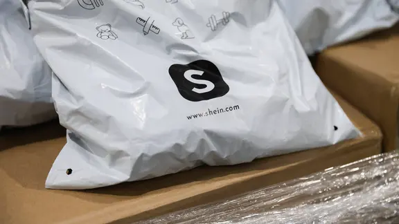 Ein Paket von Shein.