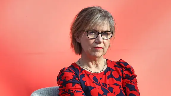 Στην Έκθεση Βιβλίου της Λειψίας: Cornelia Geißler | IMAGO / πρακτορείο ειδήσεων dts Στην Έκθεση Βιβλίου της Λειψίας: Cornelia GeiŸler