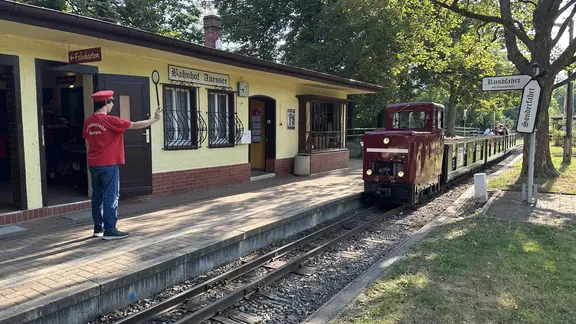 Parkeisenbahn am Leipziger Auensee; Dominik Schremb