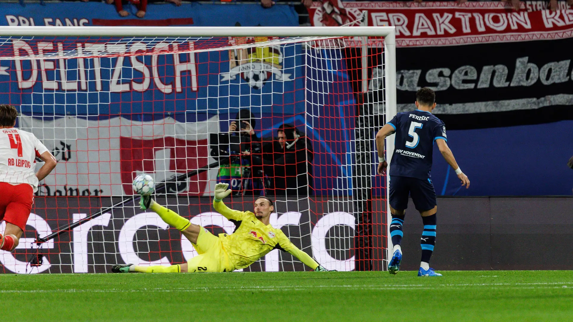 RB Leipzig erkämpft Sieg gegen PSV Eindhoven