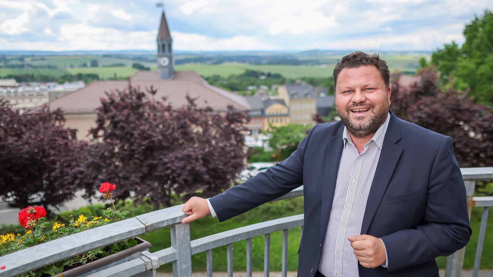 Wahl in Hohenstein-Ernstthal: CDU-Amtsinhaber Lars Kluge bleibt Oberbürgermeister
