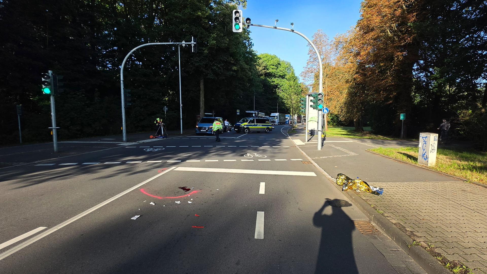 Polizei Chemnitz sucht Zeugen nach Fahrerflucht
