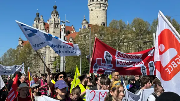 Best HD Pictures about  1 Mai Feiertag Sachsen  with No AI Images