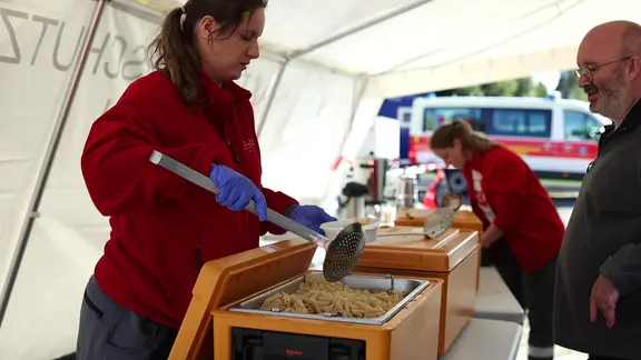 Suppenküche im Zelt in Greiz 