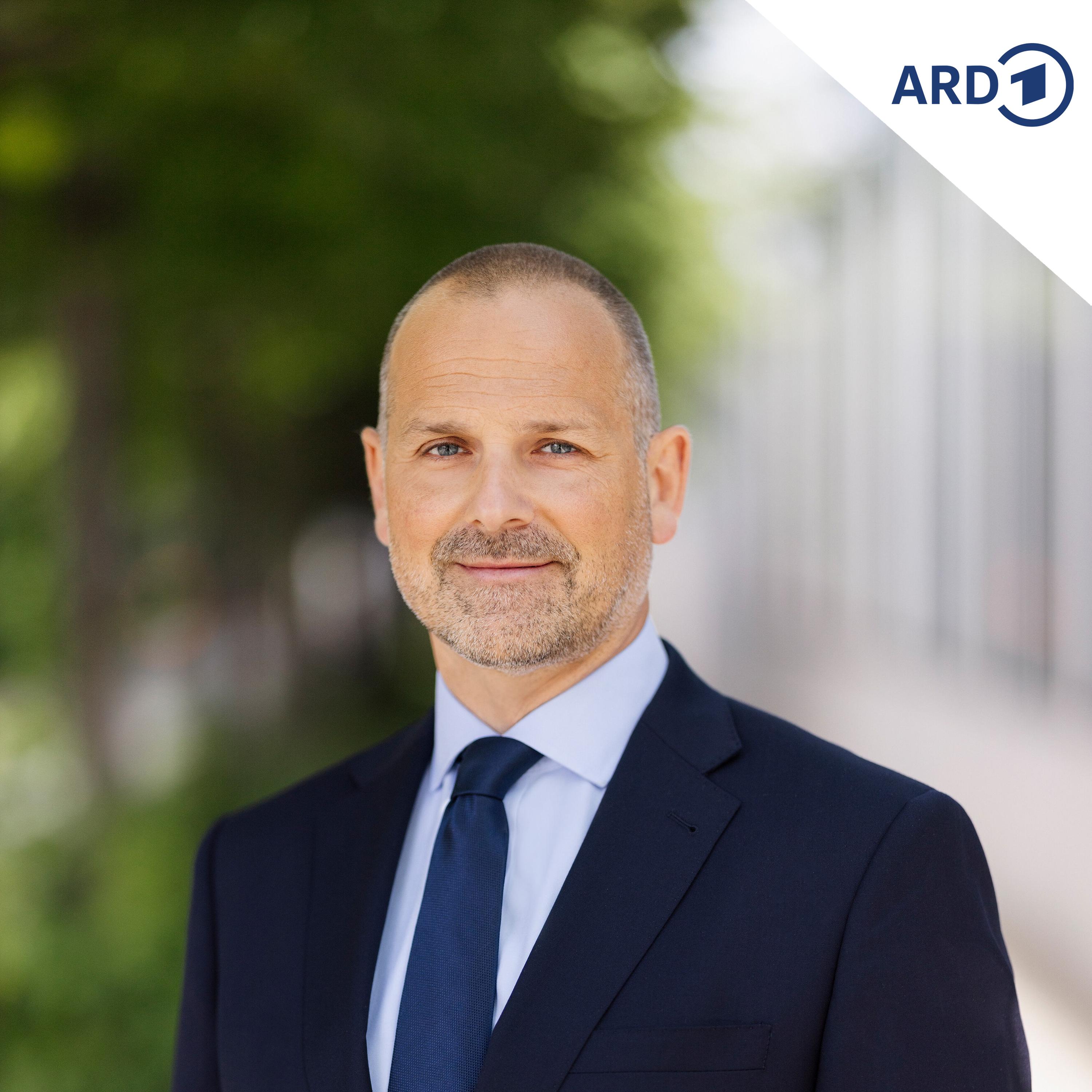 Unsichtbare Schaltzentrale: Kanzler wechselt Büroleiter aus episode artwork