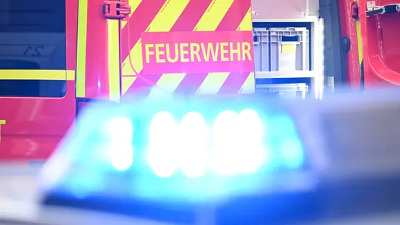 Symbolbild Polizei und Feuerwehr