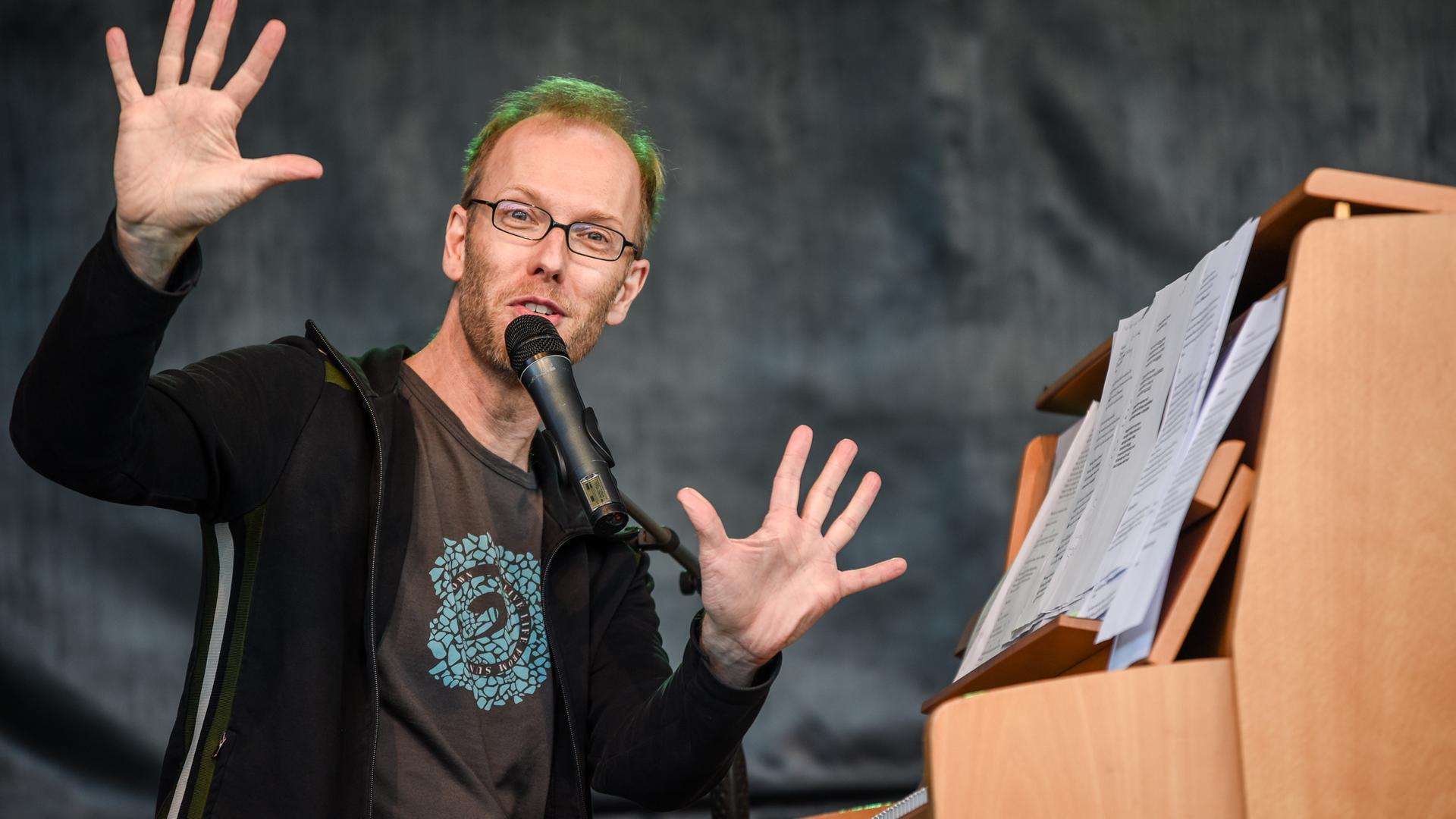 Leipziger Lachmesse startet mit Preisverleihung an Michael Krebs