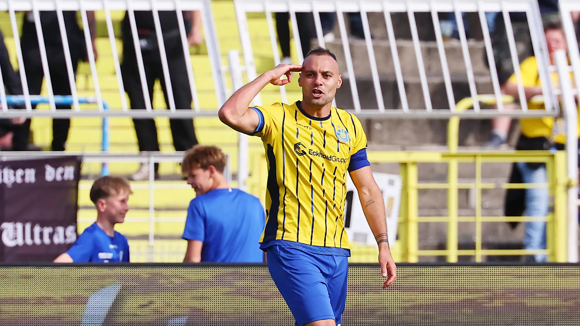 "Ballon d'Ost": Djamal Ziane ist Ostfußballer des Jahres