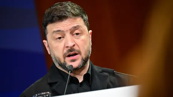 Wolodymyr Selenskyj, ukrainischer Präsident, spricht während