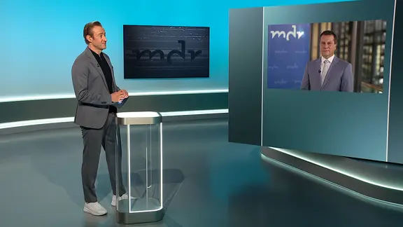 zwei Männer im Gespräch