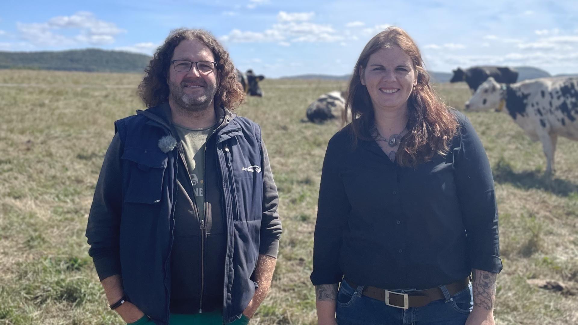 Alles verbrannt: Wie eine Thüriinger Bäuerin um jedes Büschel Gras für ihre Kühe kämpft