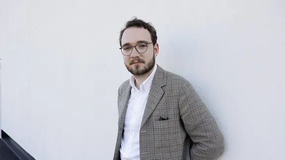 Συγγραφέας Lukas Rietzschel | IMAGO / opale.photo Συγγραφέας Lukas Rietzschel