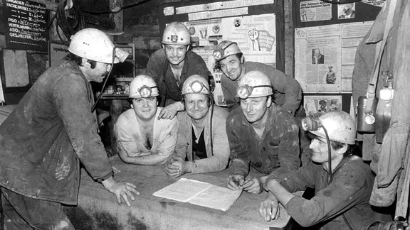 Pirna: Ausstellung zeigt die Bergfrauen der Wismut – mit Helm und Spitzhacke