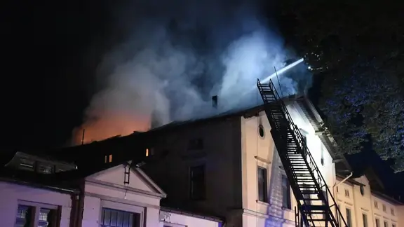 Archivfoto vom Brand im alten Seifhennersdorfer Bahnhof