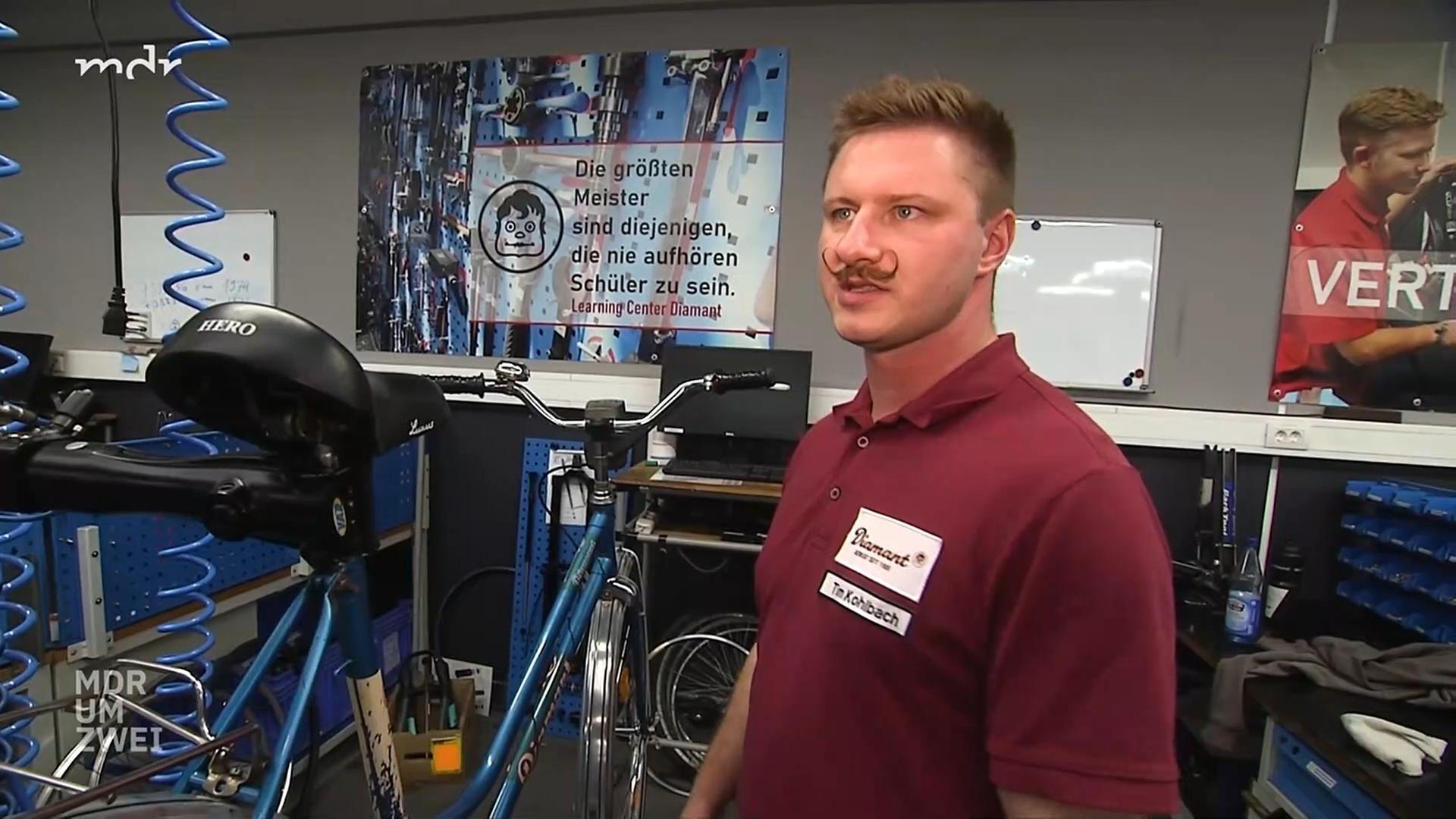 kupplungen für fahrradanhänger Kupplung Set Fahrrad Anhängerkupplung Schwarz mit Sicherungsstift Adapter Thule Fahrradanhänger Kinderanhänger Thule Fahrradträger Anhängerkupplungs-Fahrradträger AHK Frame Material:Aluminum Ausführung:1-Sitzer