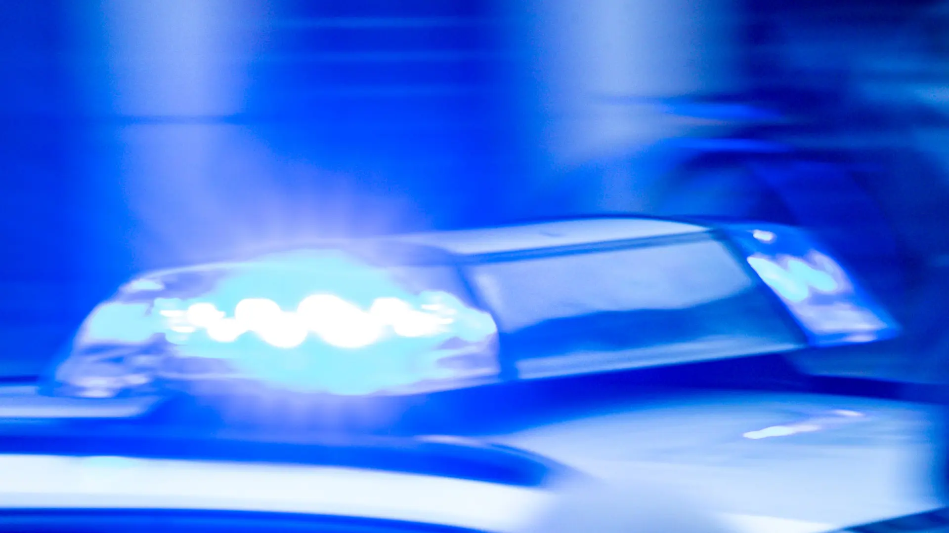 Loser Gullydeckel verursacht Unfälle in Merseburg: ein Schwerverletzter