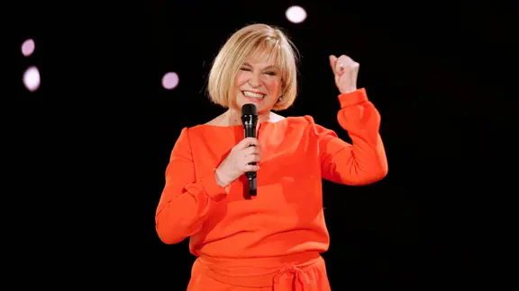 Mary Roos auf der Bühne.