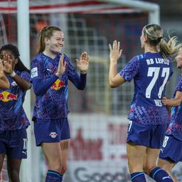 GER, Freiburg, SC Freiburg vs RB Leipzig, Google Pixel Bundesliga, Fussball, DFB, Spielzeit 2026 2027, Dreisamstadion, 7. Spieltag im Bild: Nikee van Dijk (RB Leipzig Frauen 7) erzielt das 0:3, Tor, Jubel und Freude, Emotionen 