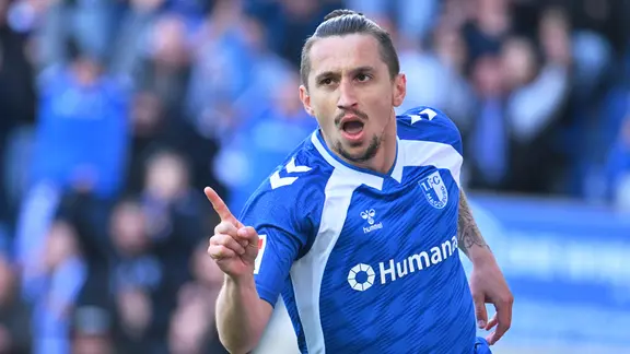Fußball, Männer: 2. Bundesliga, 1. FC Magdeburg - VfL Bochum, 28. Spieltag, Avnet Arena: Barıs Atik (1. FC Magdeburg) feiert sein Tor zum 2:0.
