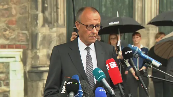 Bundeskanzler Friedrich Merz (CDU) zum Terrorakt in Berlin auf dem CSD