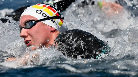 SCM-Schwimmerin Isabel Gose im Freiwasser.