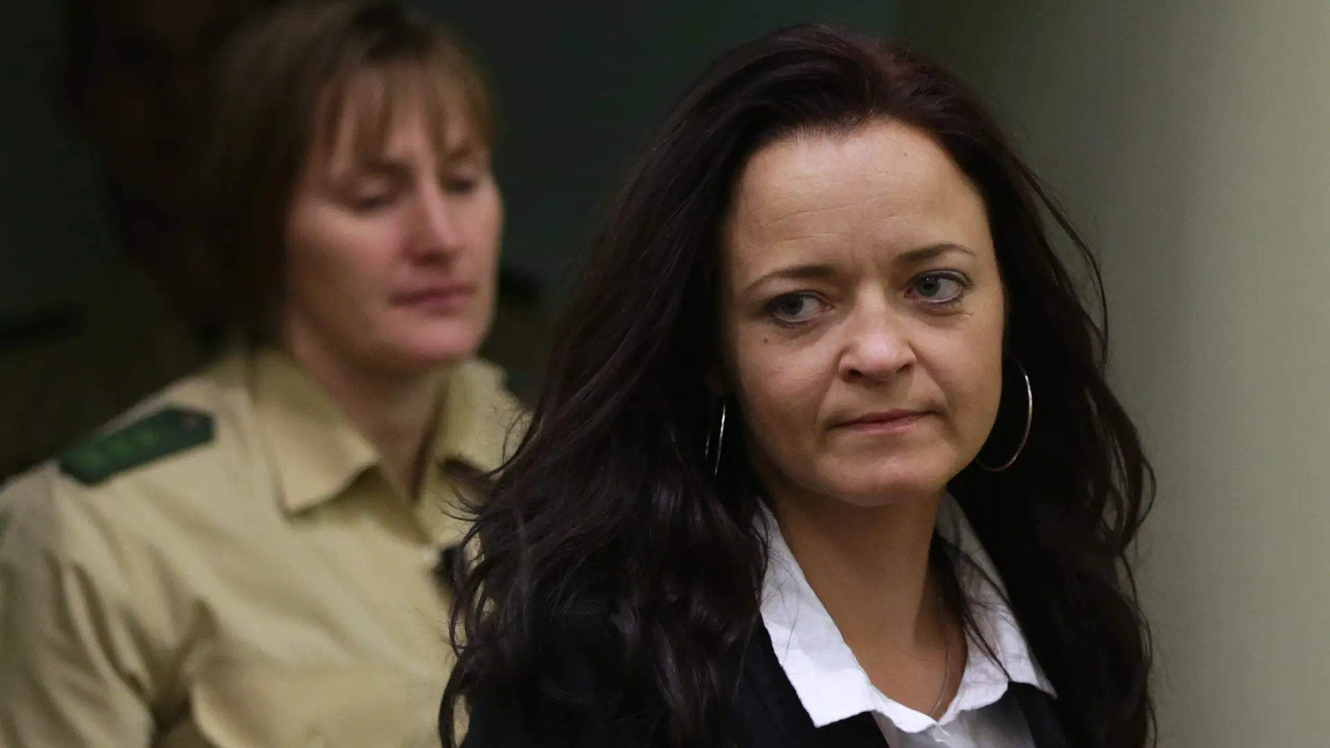 Bewährung abgelehnt: NSU-Terroristin Beate Zschäpe soll mindestens bis 2035 in Haft bleiben