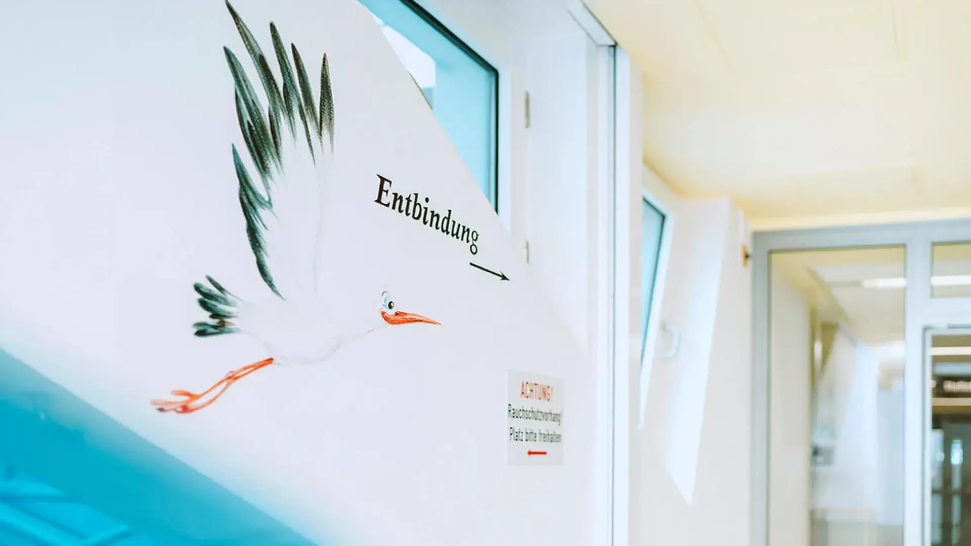 Gerichtsentscheidung: Landkreis Bautzen darf 500.000 Euro an Geburtsklinik Kamenz zahlen