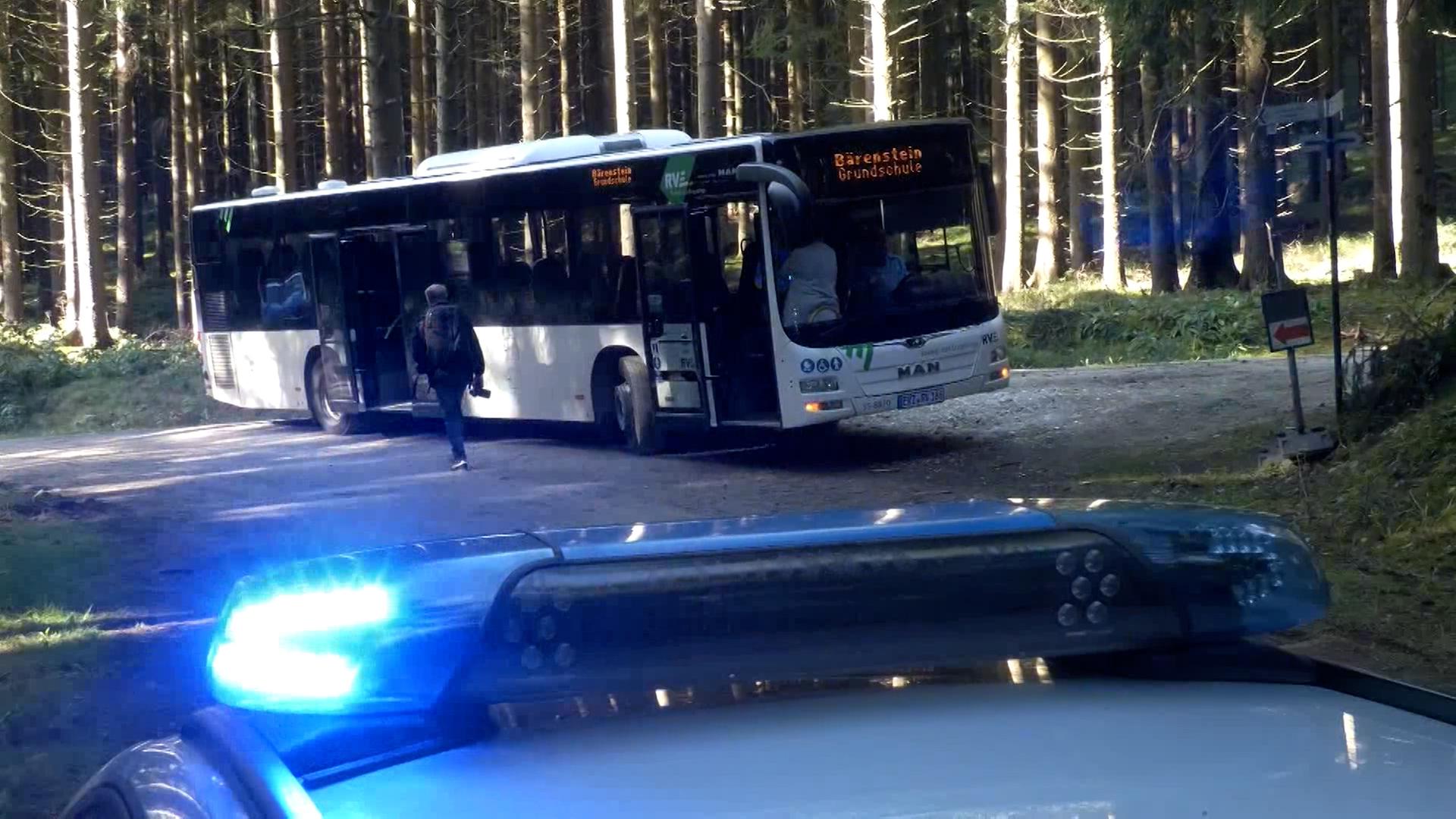 Nach Busunfall in Bärenstein: 16 Grundschüler im Krankenhaus Nach Busunfall in Bärenstein: 16 Grundschüler im Krankenhaus