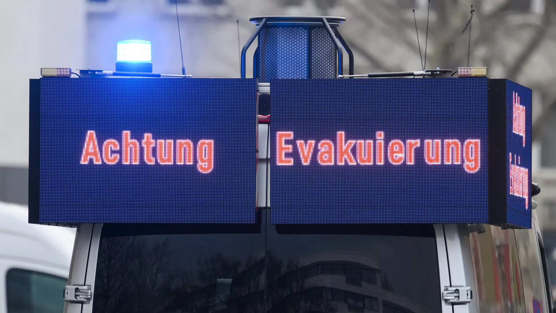 Weltkriegsbombe gefunden: 500-Meter-Sperrkreis in Braunsbedra — Evakuierung läuft